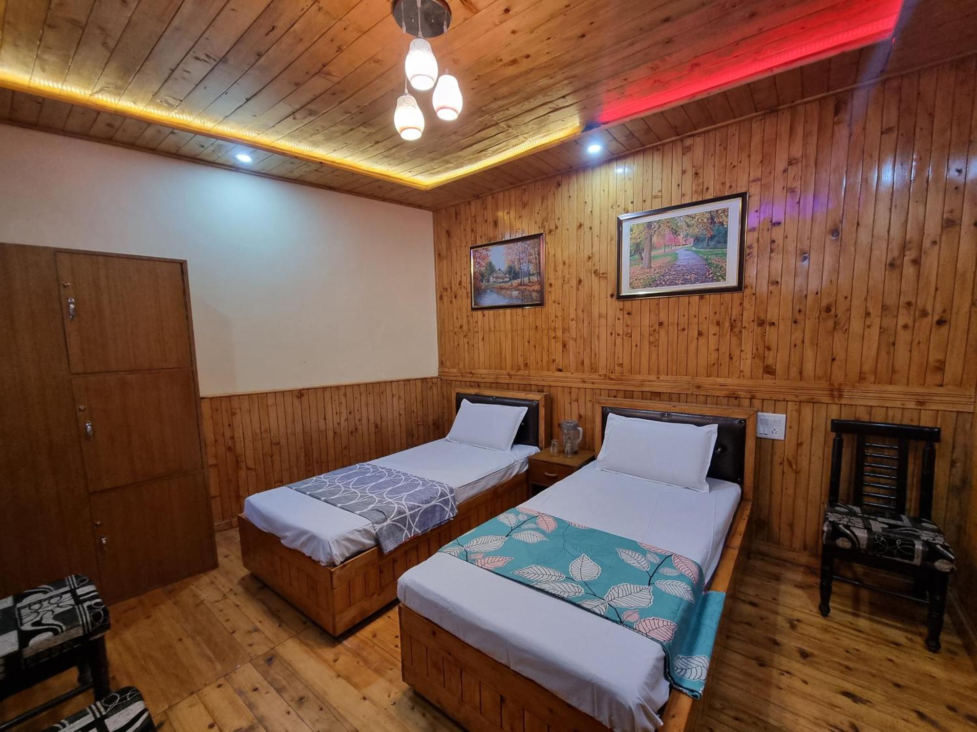 Forest Vibes Kalatop-Rooms And Restaurant Далхаузі Екстер'єр фото