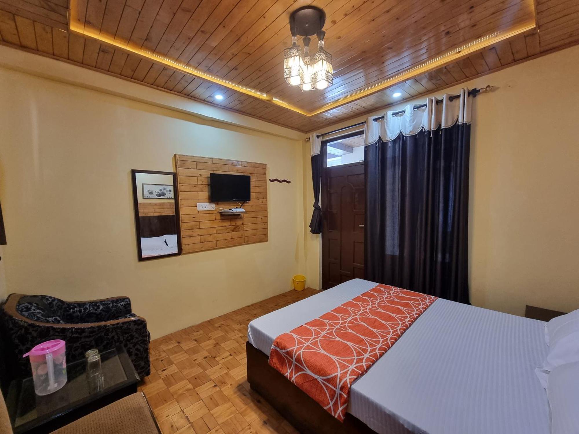 Forest Vibes Kalatop-Rooms And Restaurant Далхаузі Екстер'єр фото