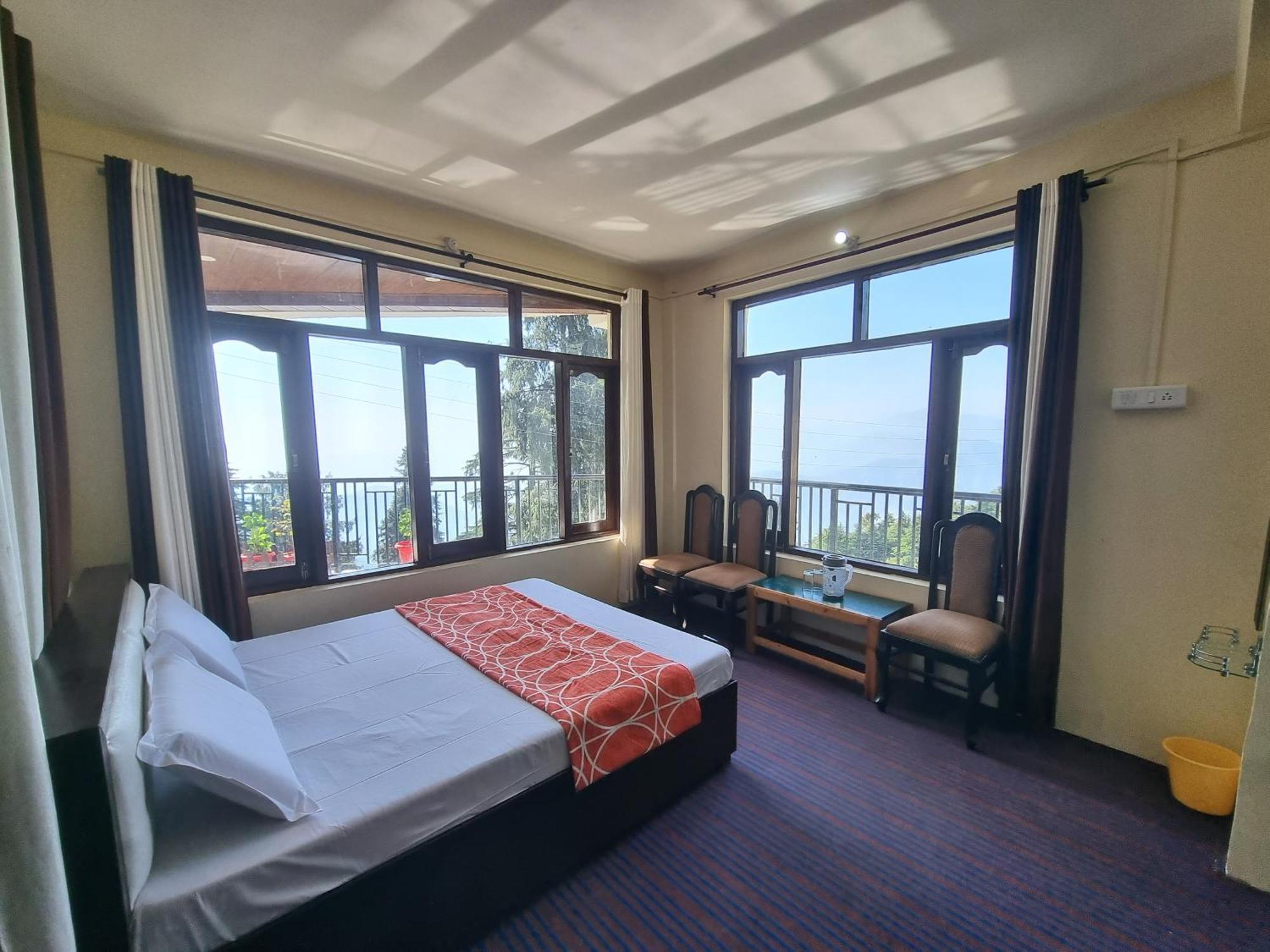 Forest Vibes Kalatop-Rooms And Restaurant Далхаузі Екстер'єр фото