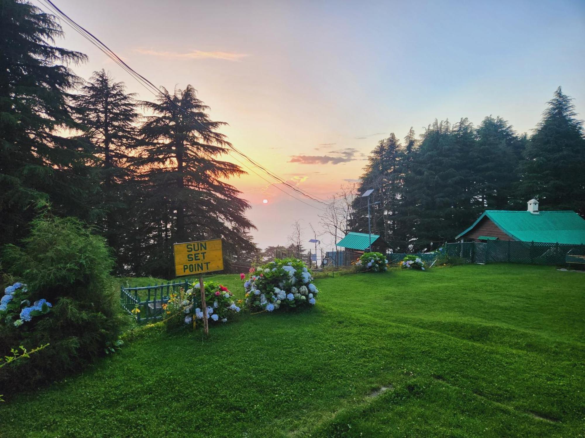 Forest Vibes Kalatop-Rooms And Restaurant Далхаузі Екстер'єр фото
