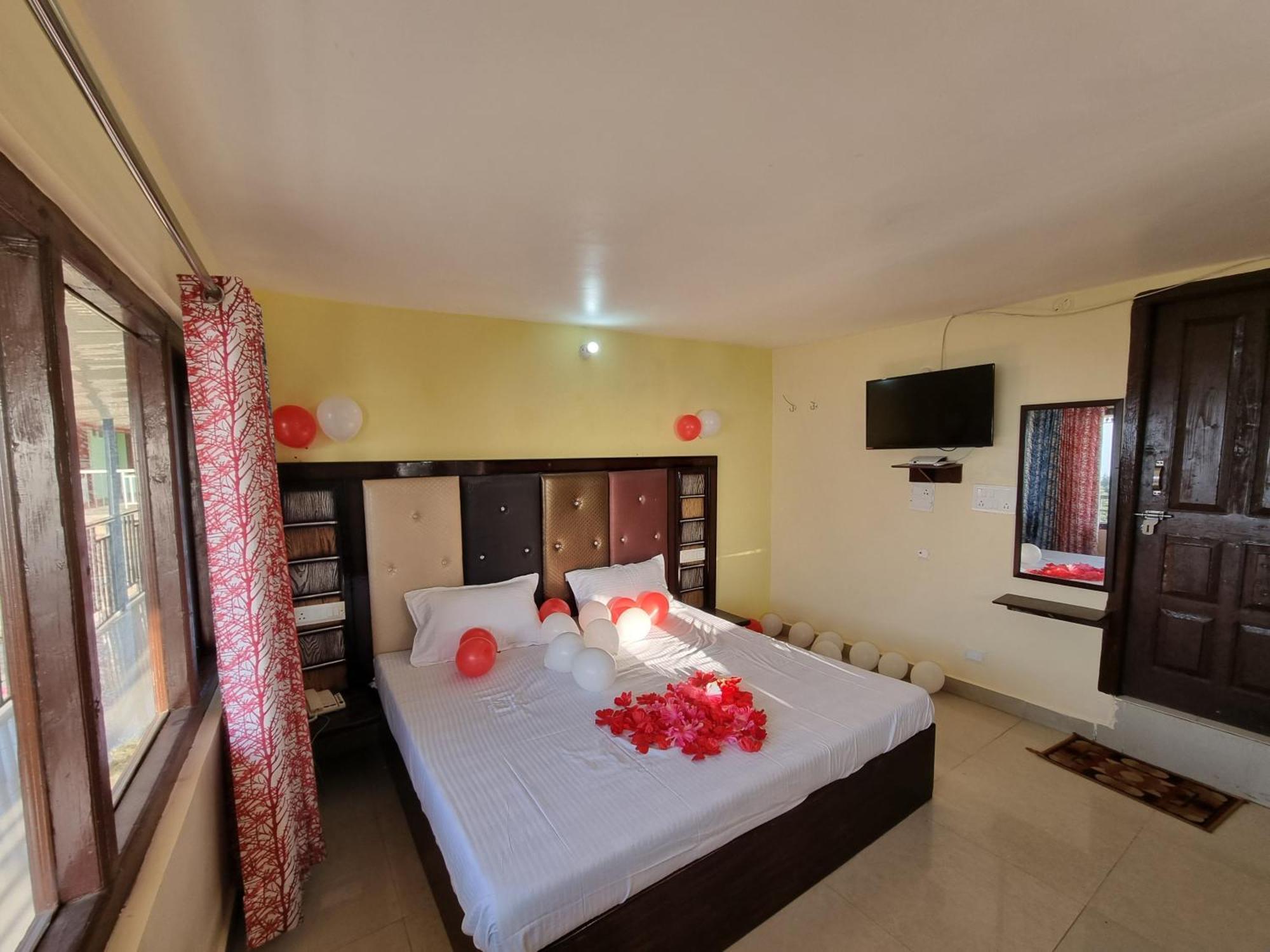 Forest Vibes Kalatop-Rooms And Restaurant Далхаузі Екстер'єр фото
