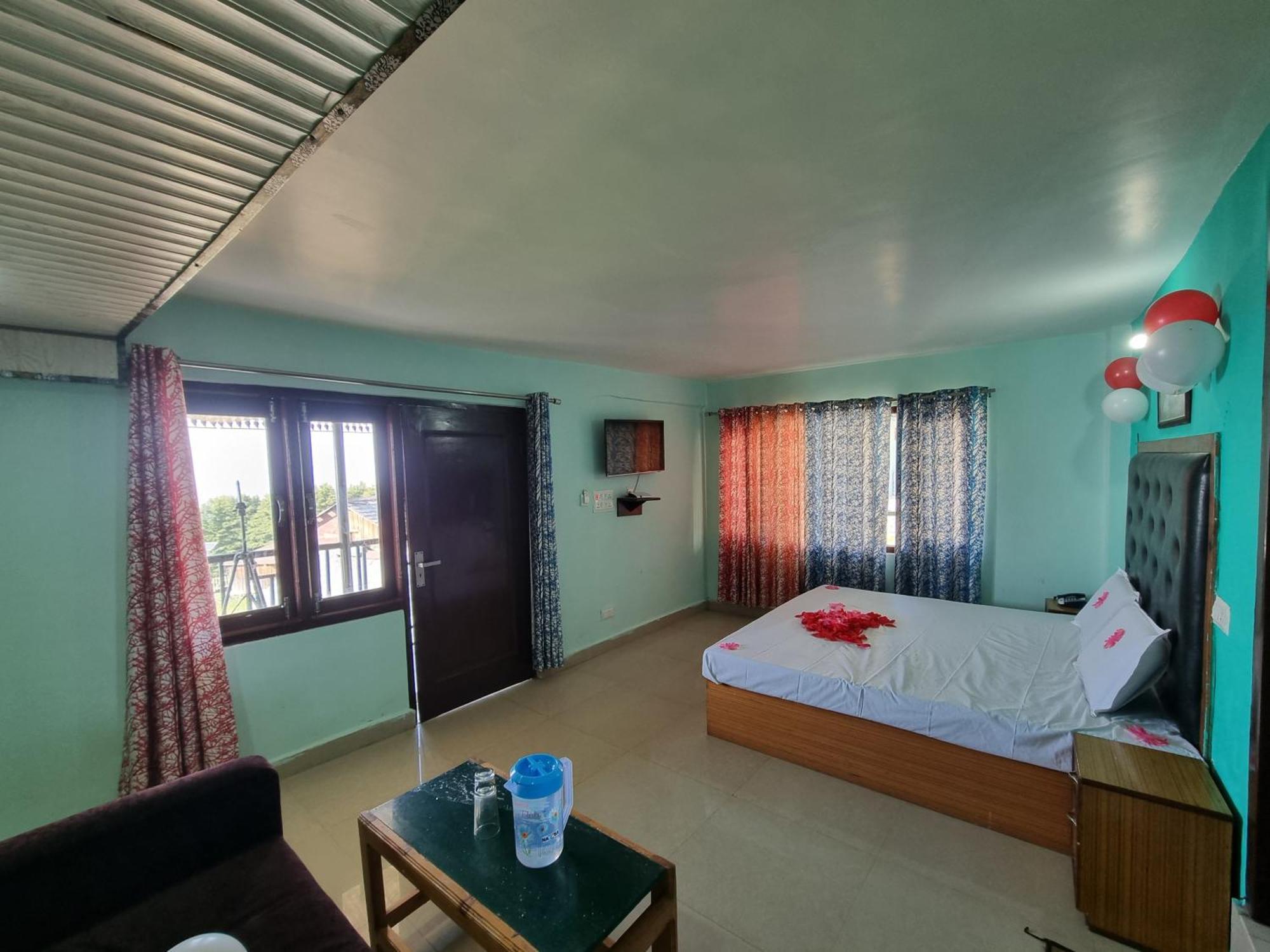 Forest Vibes Kalatop-Rooms And Restaurant Далхаузі Екстер'єр фото